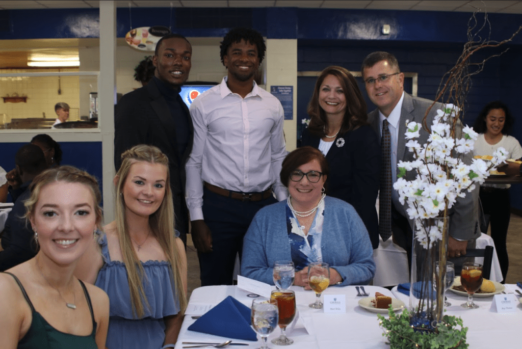 2022 Graduating Students Celebrated at Senior Banquet