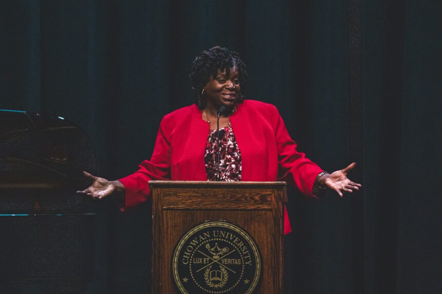 The Rev. Dr. Carolyn L. Gordon gives her speech at the podium.