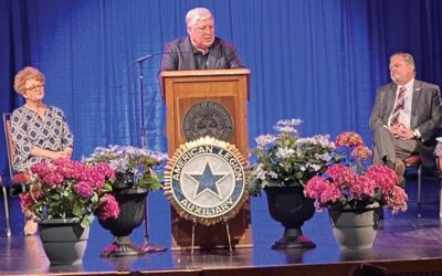 Governor addresses Girls State